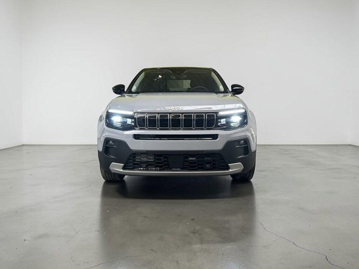Jeep Avenger 1.2 turbo Summit fwd 100cv (2)