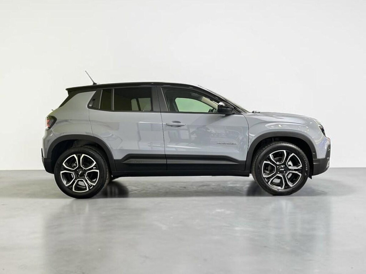 Jeep Avenger 1.2 turbo Summit fwd 100cv (5)