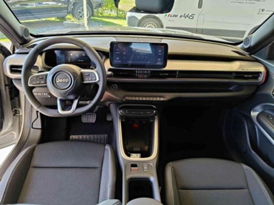 Jeep Avenger 1.2 turbo Summit fwd 100cv (7)
