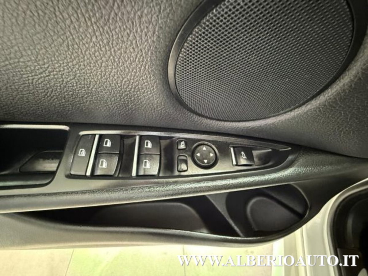 BMW X5 xDrive25d (9)
