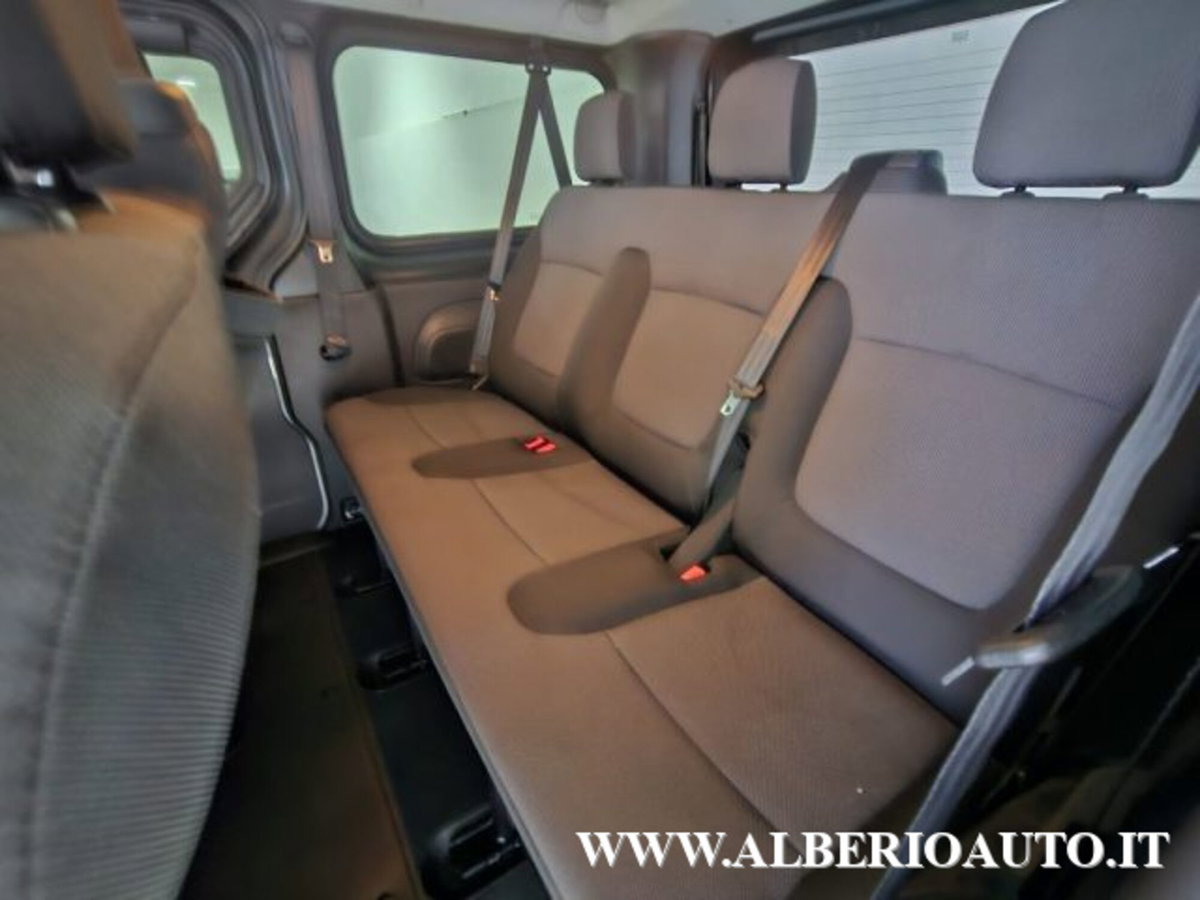 Nissan Primastar 2.0 dCi 110CV PC-TN Bus (11)