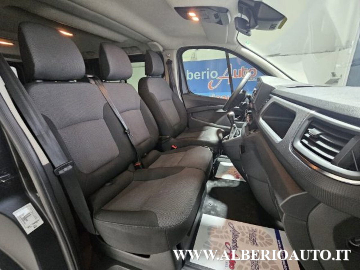 Nissan Primastar 2.0 dCi 110CV PC-TN Bus (8)