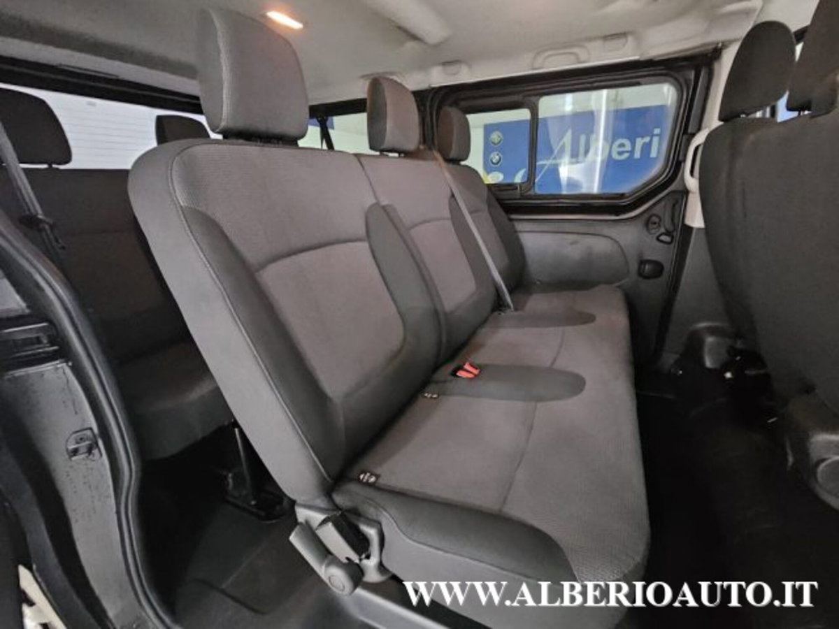 Nissan Primastar 2.0 dCi 110CV PC-TN Bus (9)