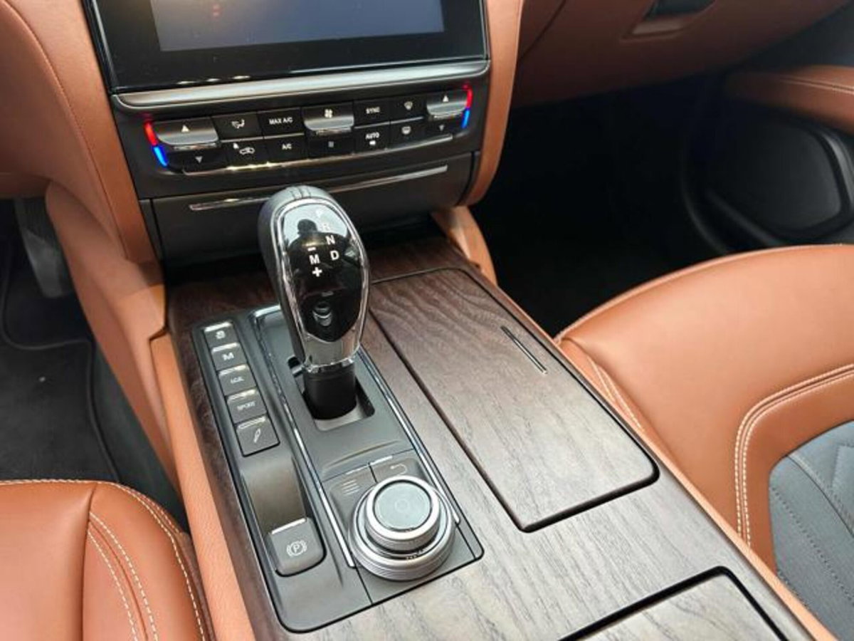 Maserati Quattroporte V6 S Q4 Granlusso (13)