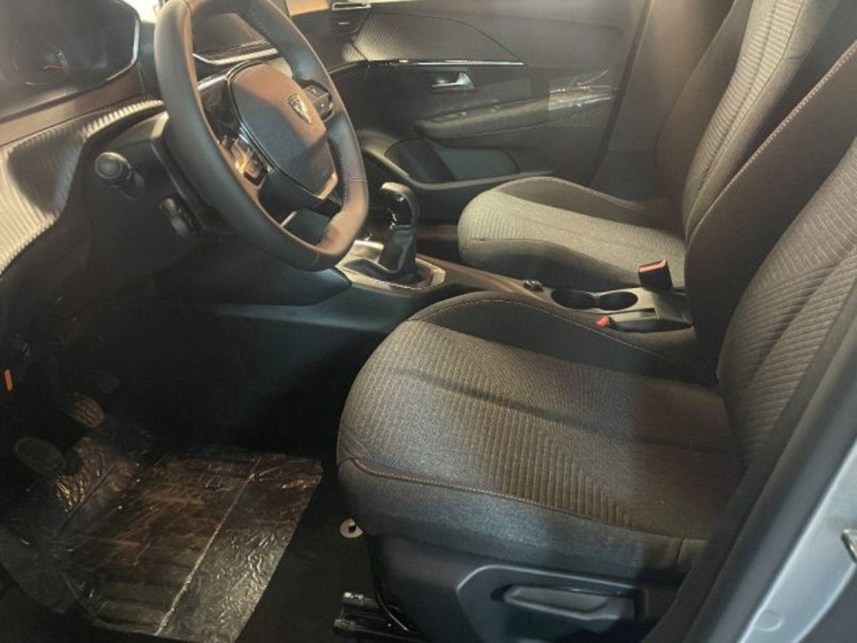 Peugeot 208 PureTech 100 Stop&Start 5 porte Allure (9)
