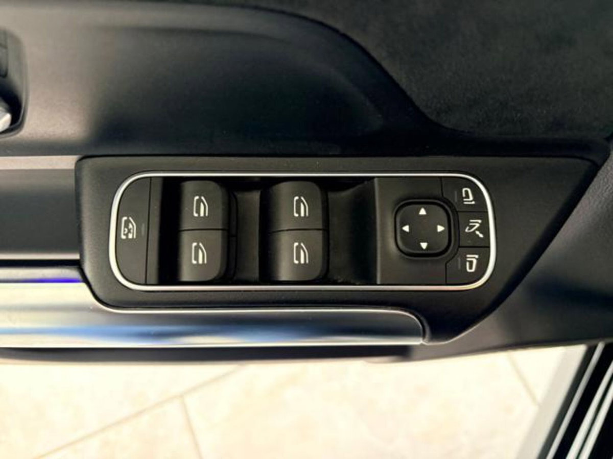 Mercedes-Benz GLA SUV 180 d AMG Line Premium Plus auto (12)