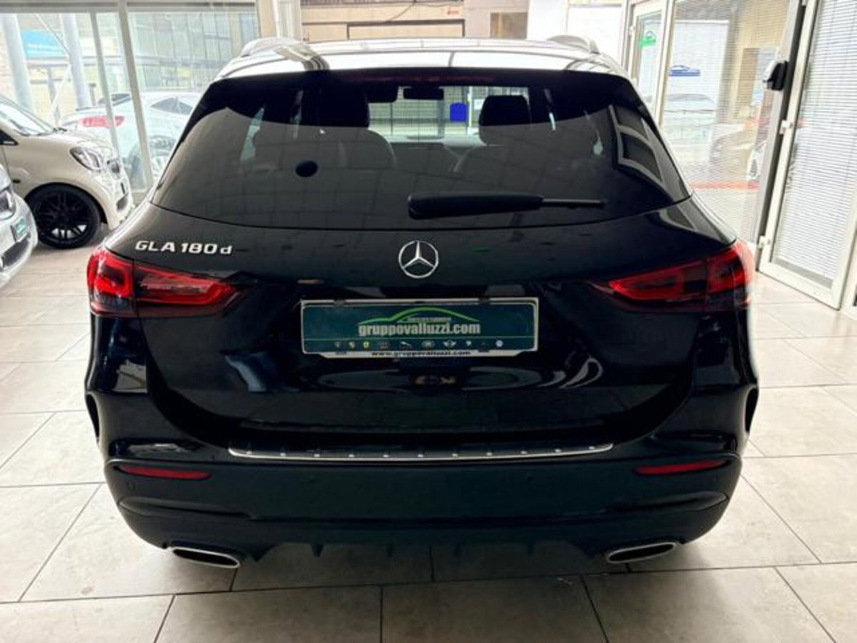 Mercedes-Benz GLA SUV 180 d AMG Line Premium Plus auto (6)
