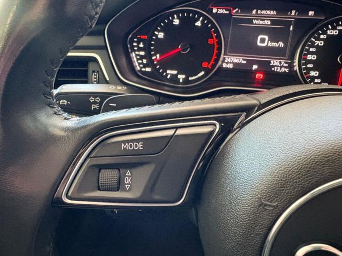 Audi A4 Avant 2.0 TDI 150 CV S tronic S line edition (18)