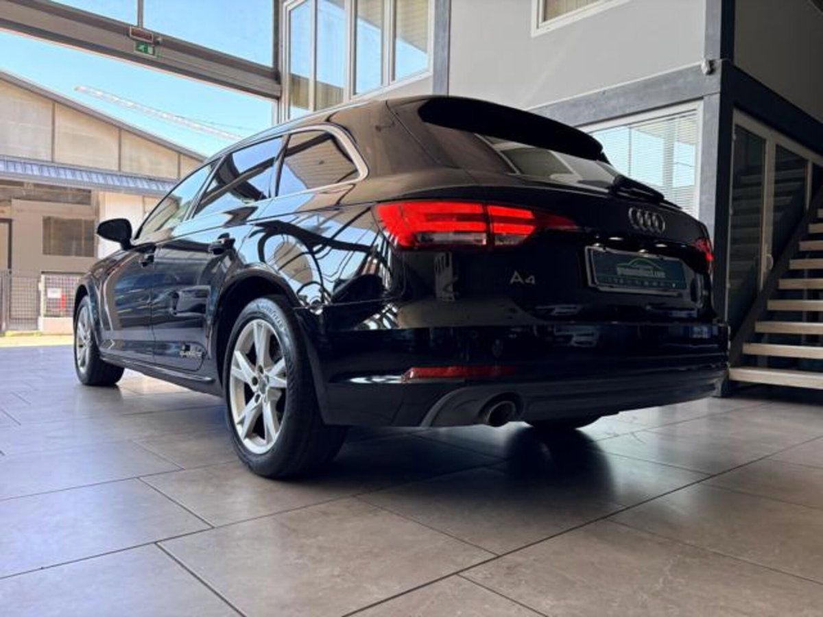Audi A4 Avant 2.0 TDI 150 CV S tronic S line edition (8)
