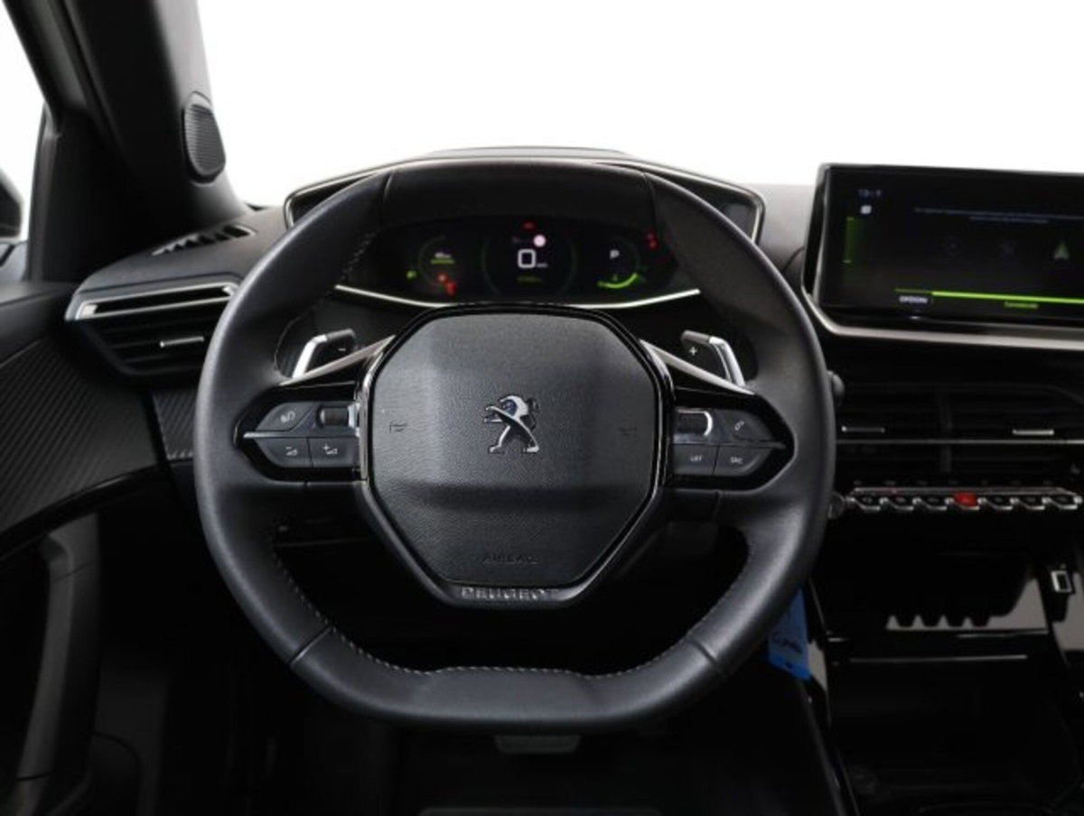 Peugeot 2008 PureTech 130 S&S EAT8 Allure Pack (14)