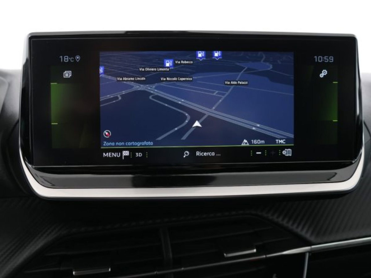 Peugeot 2008 PureTech 130 S&S EAT8 Allure Pack (15)