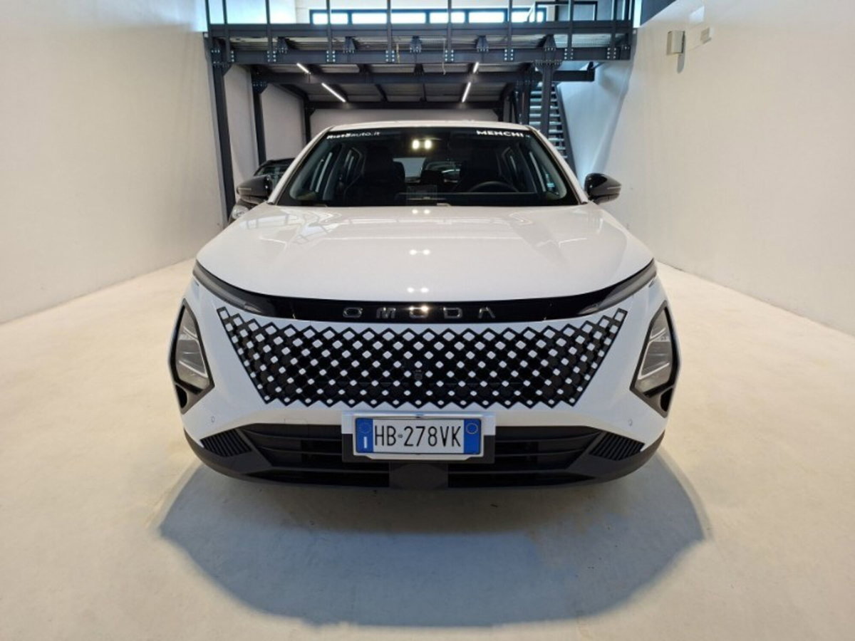 Omoda Omoda 5 SHS-H 1.5 tgdi hev Pure auto (2)
