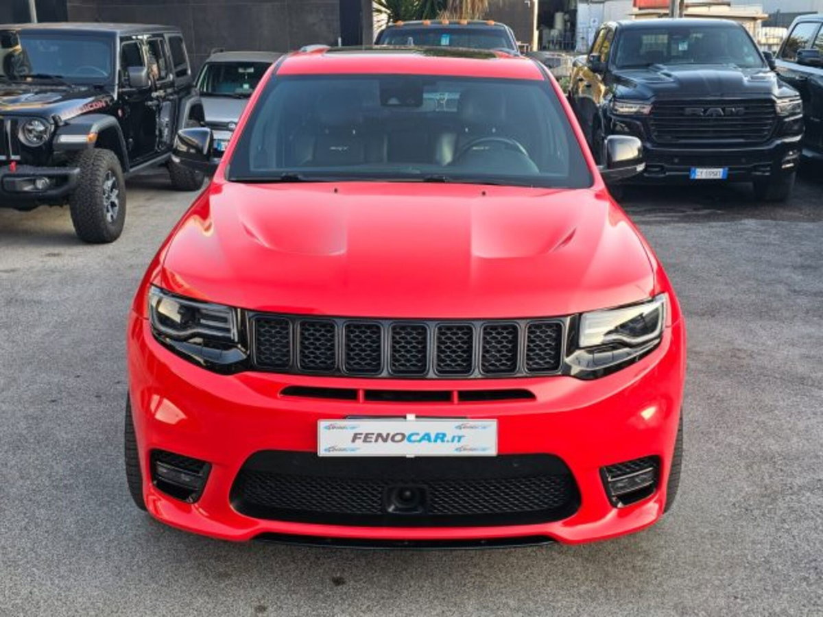 Jeep Grand Cherokee 6.4 V8 HEMI SRT (8)