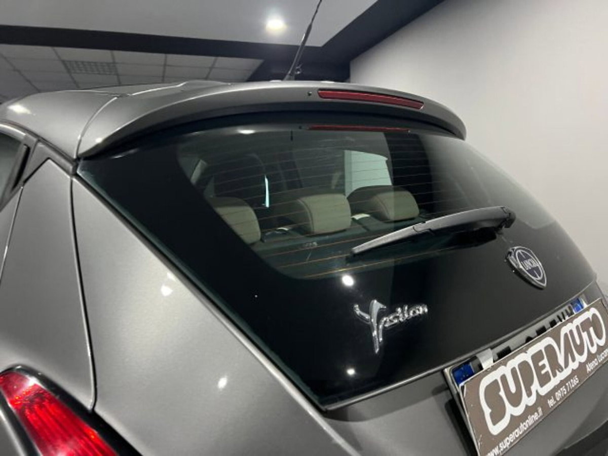 Lancia Ypsilon 1.3 MJT 16V 95 CV 5 porte S&S Gold (12)