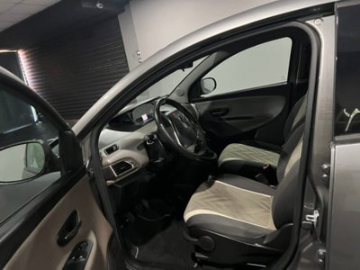 Lancia Ypsilon 1.3 MJT 16V 95 CV 5 porte S&S Gold (6)