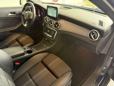 Mercedes-Benz GLA SUV 200 d Automatic Sport (13)