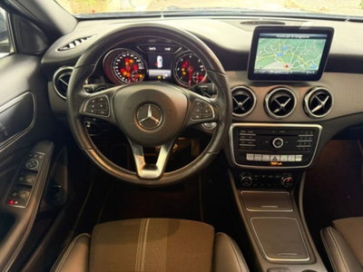 Mercedes-Benz GLA SUV 200 d Automatic Sport (15)