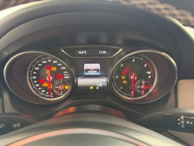 Mercedes-Benz GLA SUV 200 d Automatic Sport (18)