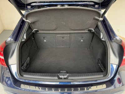 Mercedes-Benz GLA SUV 200 d Automatic Sport (9)