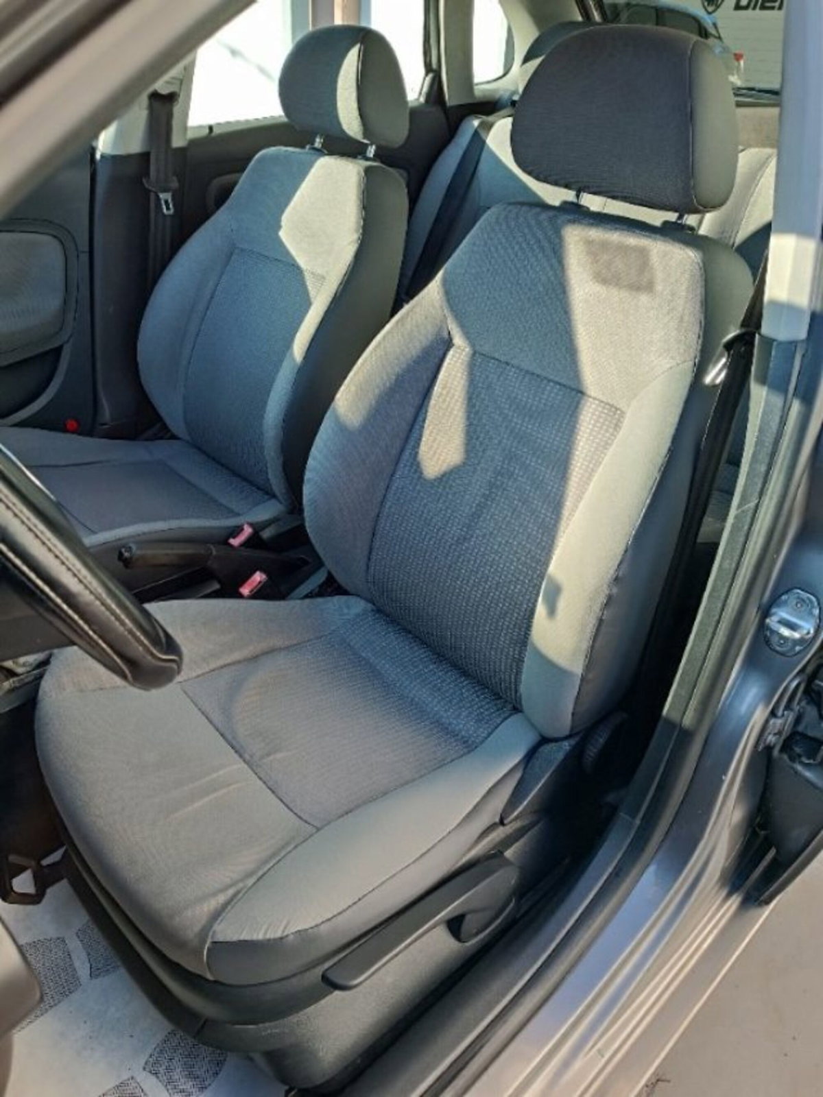 SEAT Ibiza 1.4 TDI 5 porte Stella Van (13)