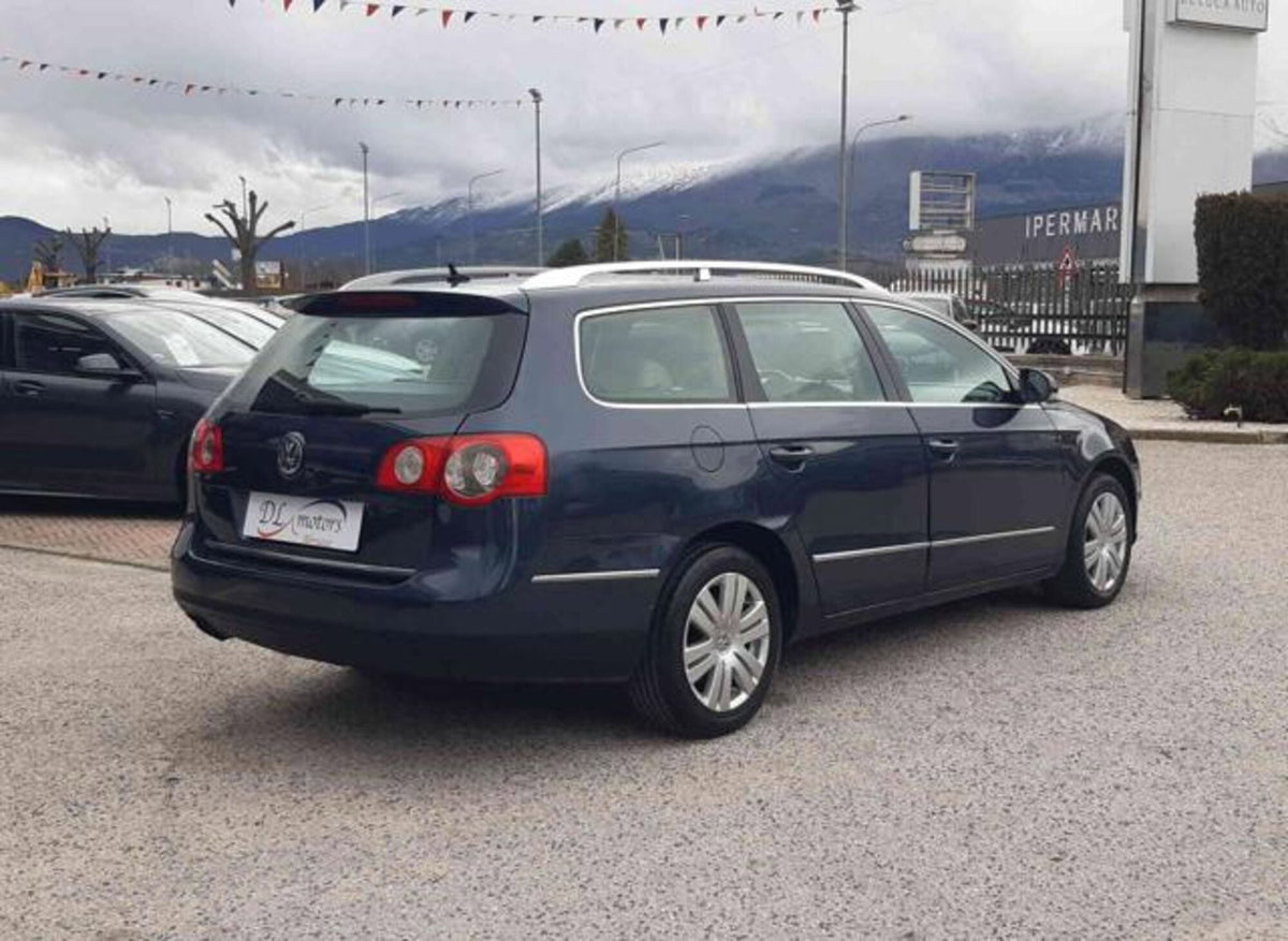 Volkswagen Passat Variant 2.0 16V TDI 4mot. Highline (10)
