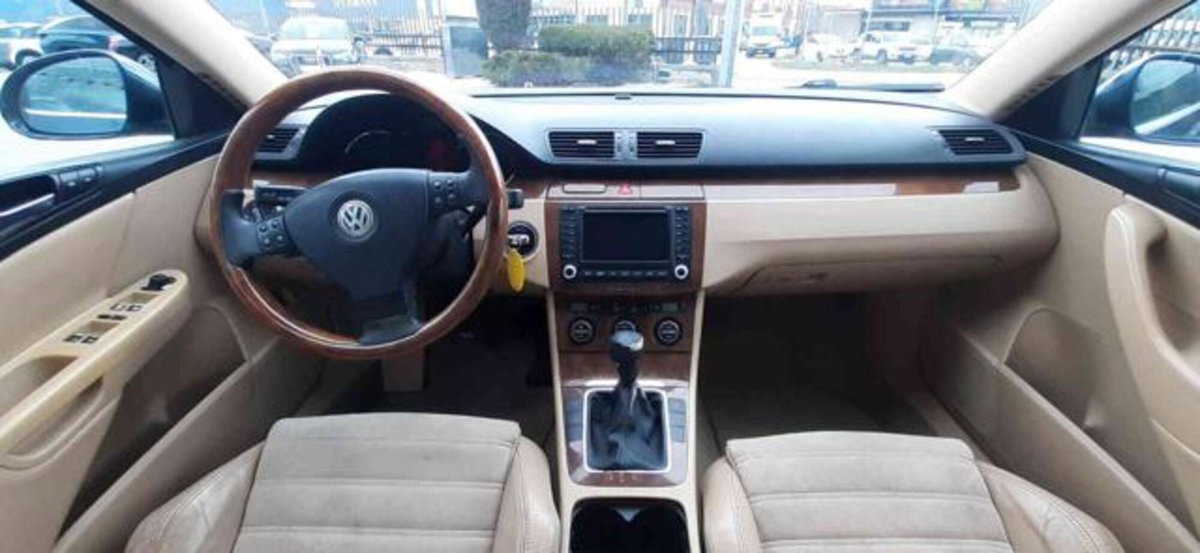 Volkswagen Passat Variant 2.0 16V TDI 4mot. Highline (19)