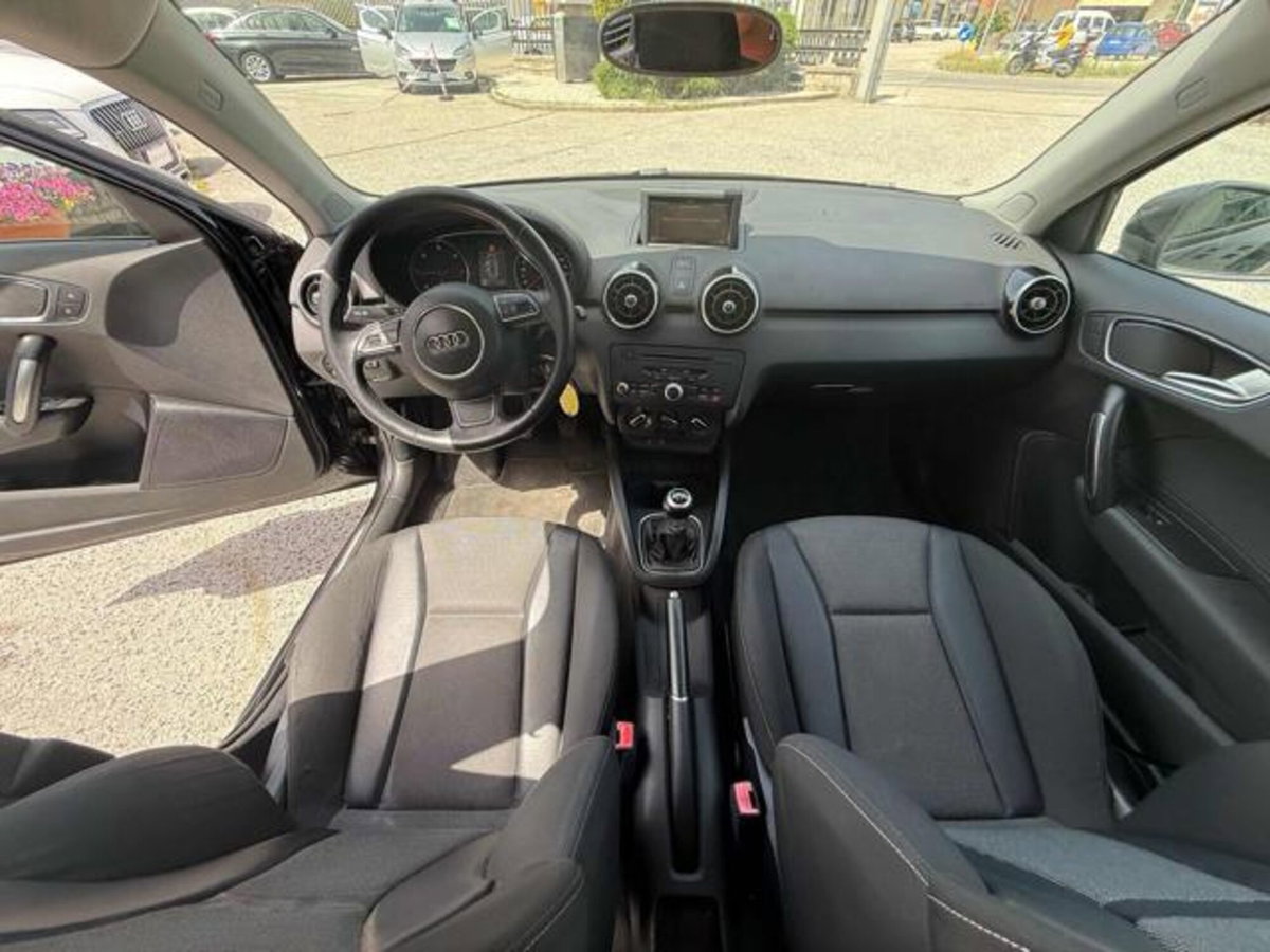 Audi A1 Sportback 1.6 TDI Ambition (17)
