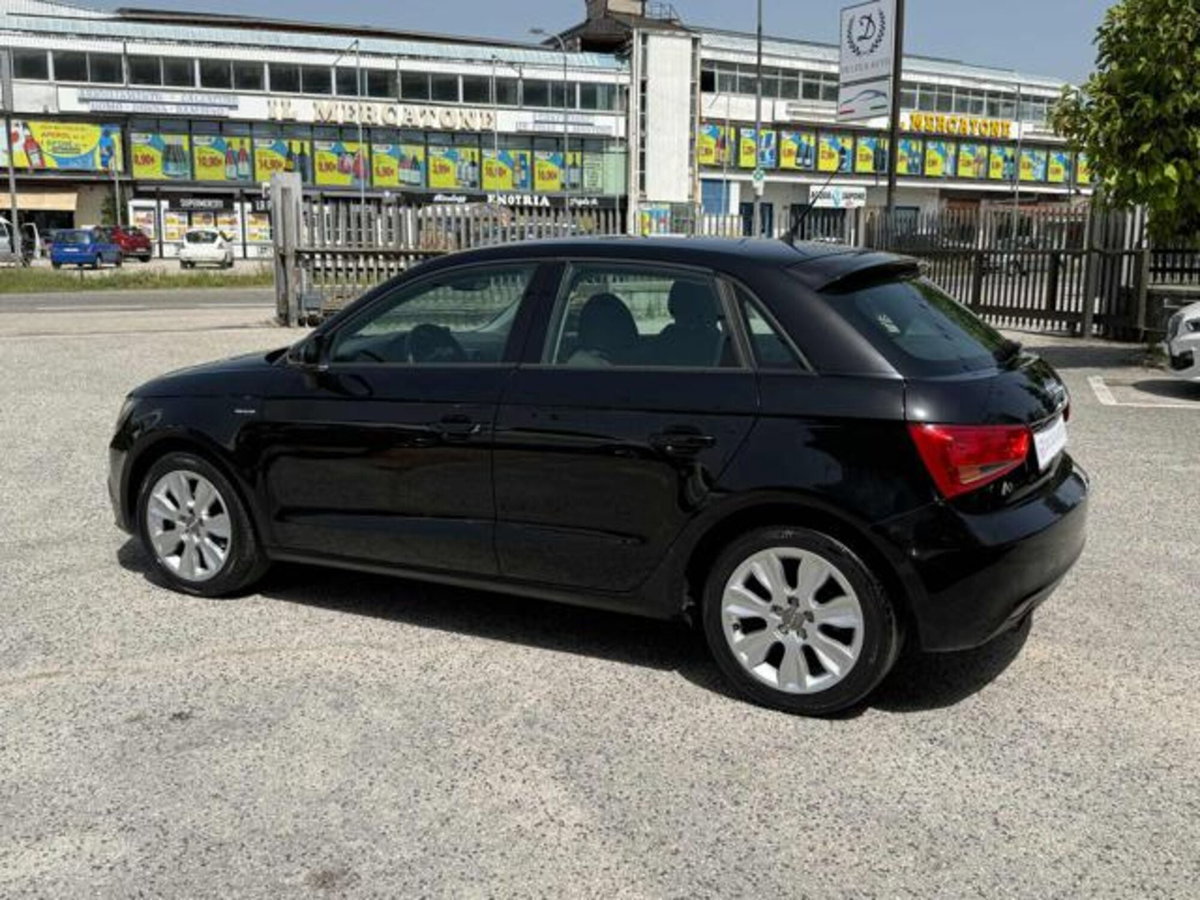 Audi A1 Sportback 1.6 TDI Ambition (5)