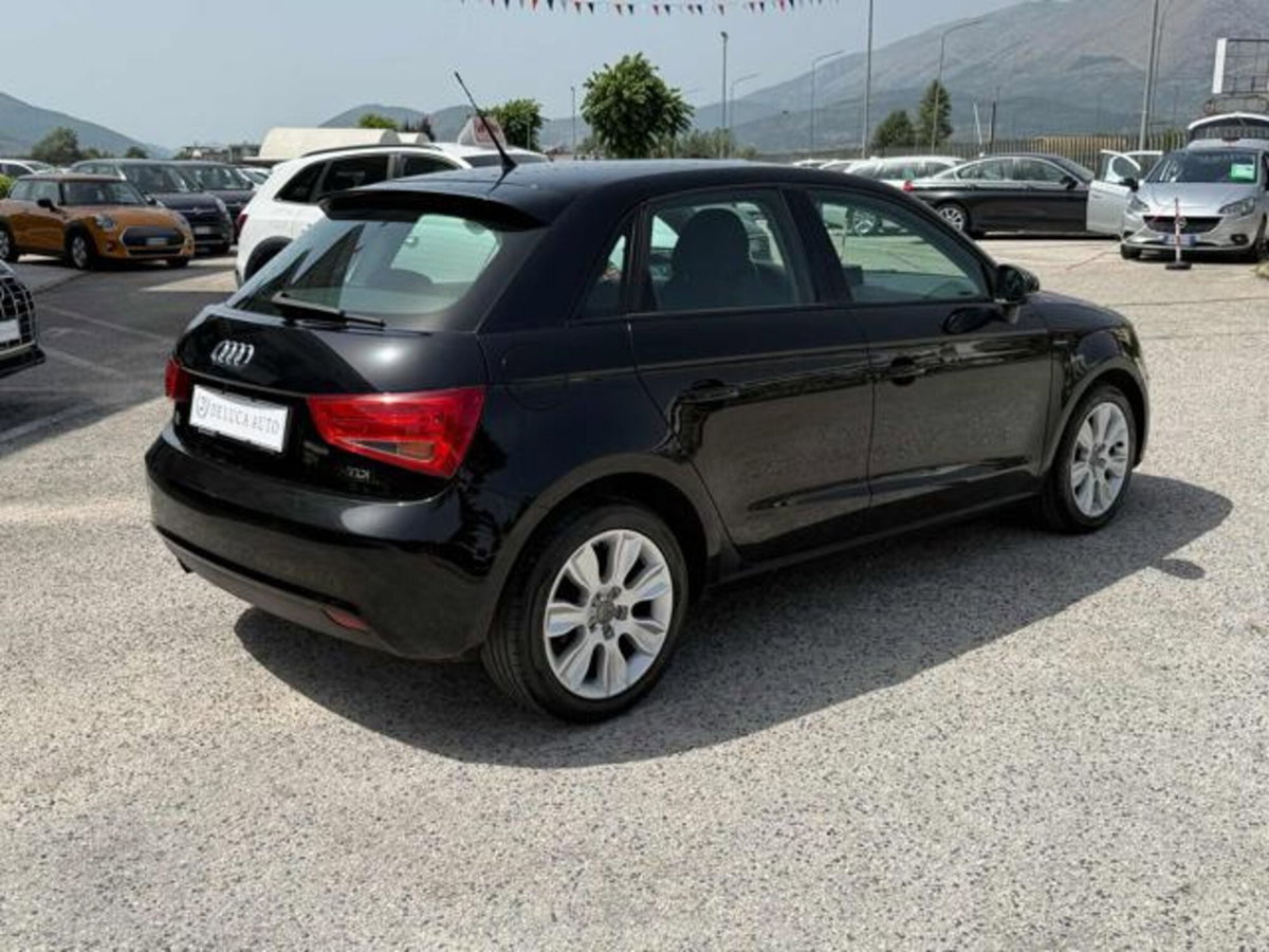 Audi A1 Sportback 1.6 TDI Ambition (9)