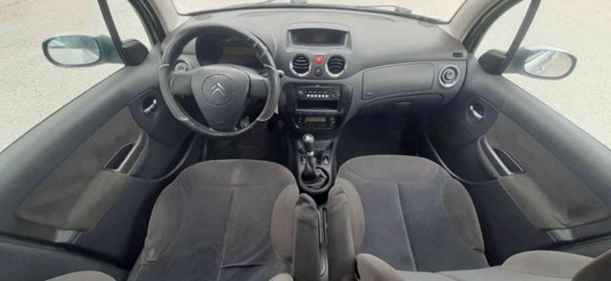 Citroen C3 1.4 HDi 70CV airdream Exclusive Style (13)