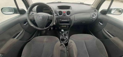 Citroen C3 1.4 HDi 70CV airdream Exclusive Style (14)
