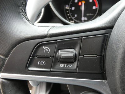 Alfa Romeo Giulia 2.2 Turbodiesel 180 CV AT8 Super (12)
