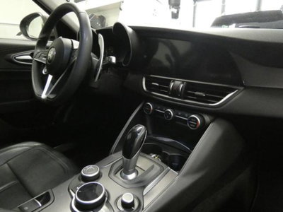 Alfa Romeo Giulia 2.2 Turbodiesel 180 CV AT8 Super (19)