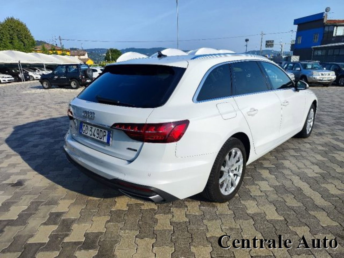 Audi A4 Avant 40 TDI quattro S tronic Business Advanced (3)
