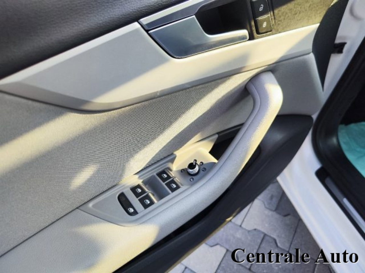Audi A4 Avant 40 TDI quattro S tronic Business Advanced (9)