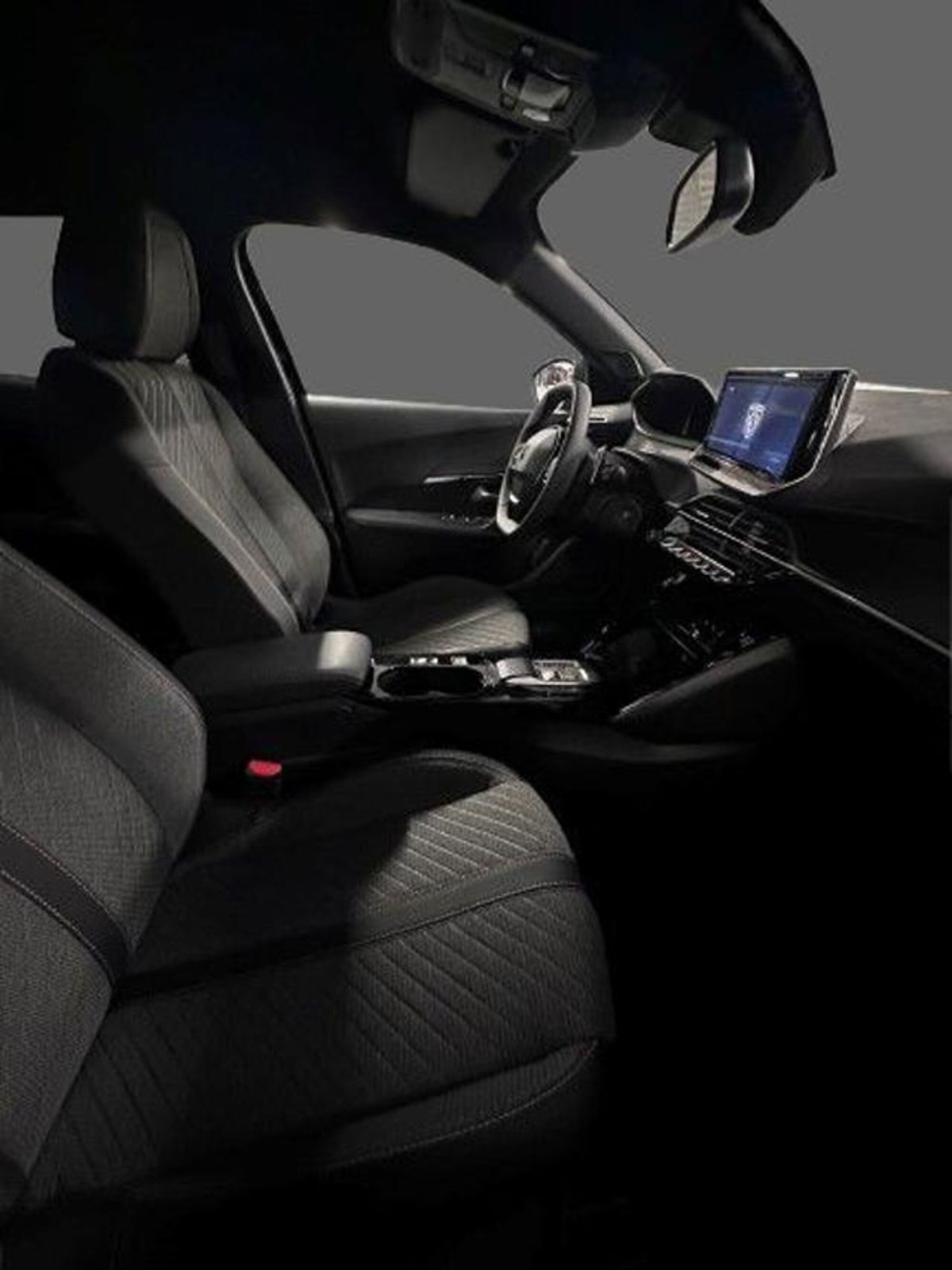 Peugeot 2008 1.2 hybrid Active 136cv e-dcs6 (2)
