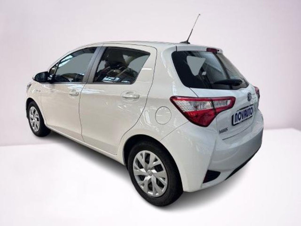 Toyota Yaris 1.5 Hybrid 5 porte Energy (4)