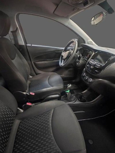 Opel Karl Rocks 1.0 73 CV (2)