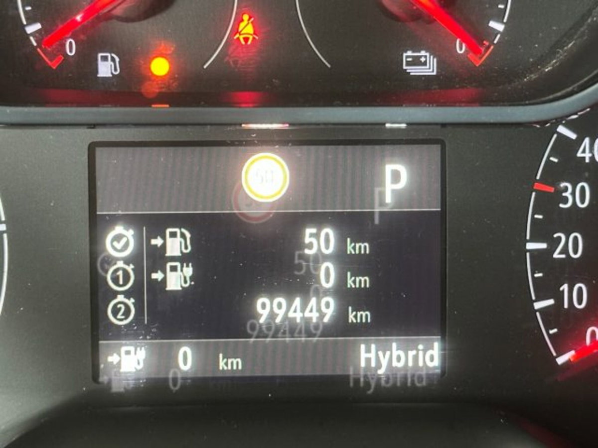Opel Grandland X 1.6 Hybrid4 Plug-in aut. AWD (13)