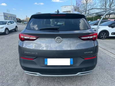 Opel Grandland X 1.6 Hybrid4 Plug-in aut. AWD (3)