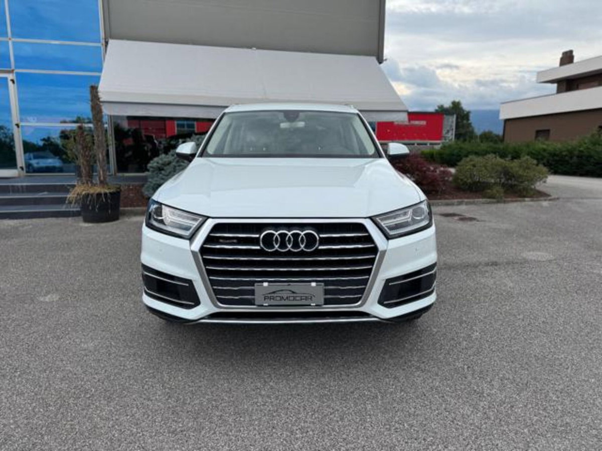 Audi Q7 3.0 TDI 272 CV quattro tiptronic Business (2)