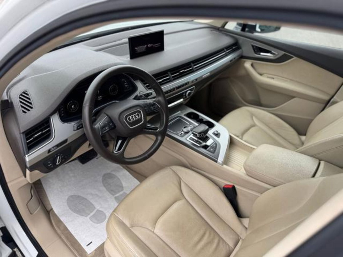 Audi Q7 3.0 TDI 272 CV quattro tiptronic Business (3)