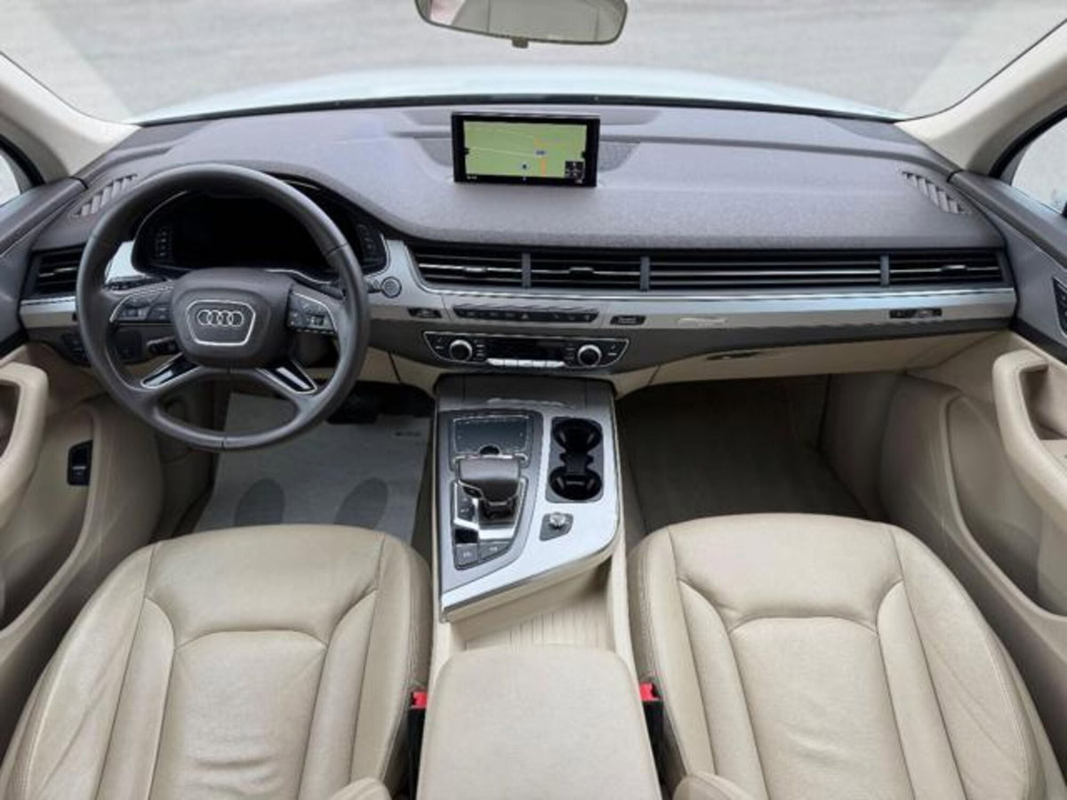 Audi Q7 3.0 TDI 272 CV quattro tiptronic Business (6)