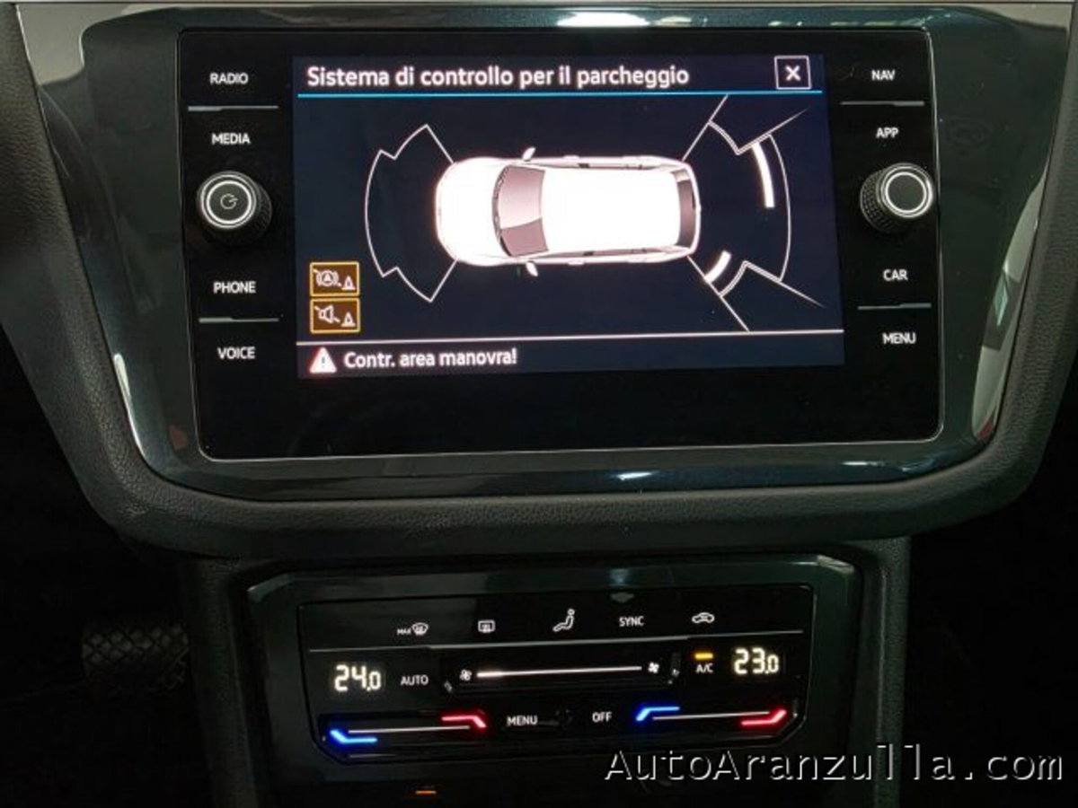 Volkswagen Tiguan 2.0 TDI 150 CV SCR DSG 4MOTION Life (18)