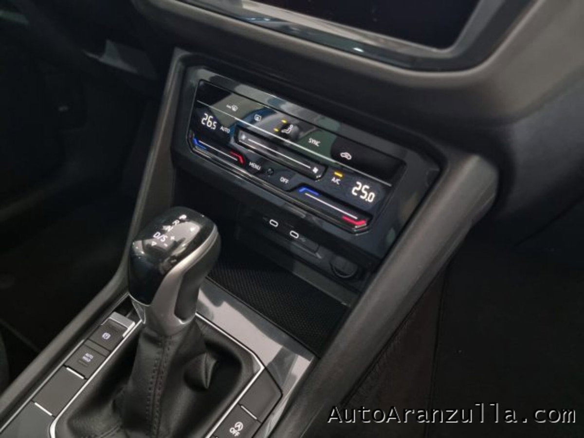 Volkswagen Tiguan 2.0 TDI 150 CV SCR DSG 4MOTION Life (20)