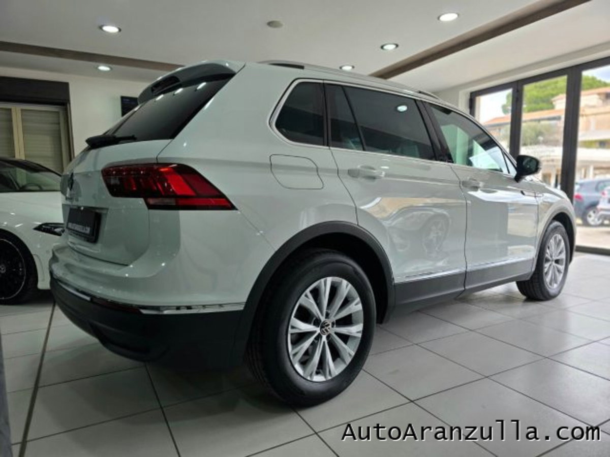 Volkswagen Tiguan 2.0 TDI 150 CV SCR DSG 4MOTION Life (4)