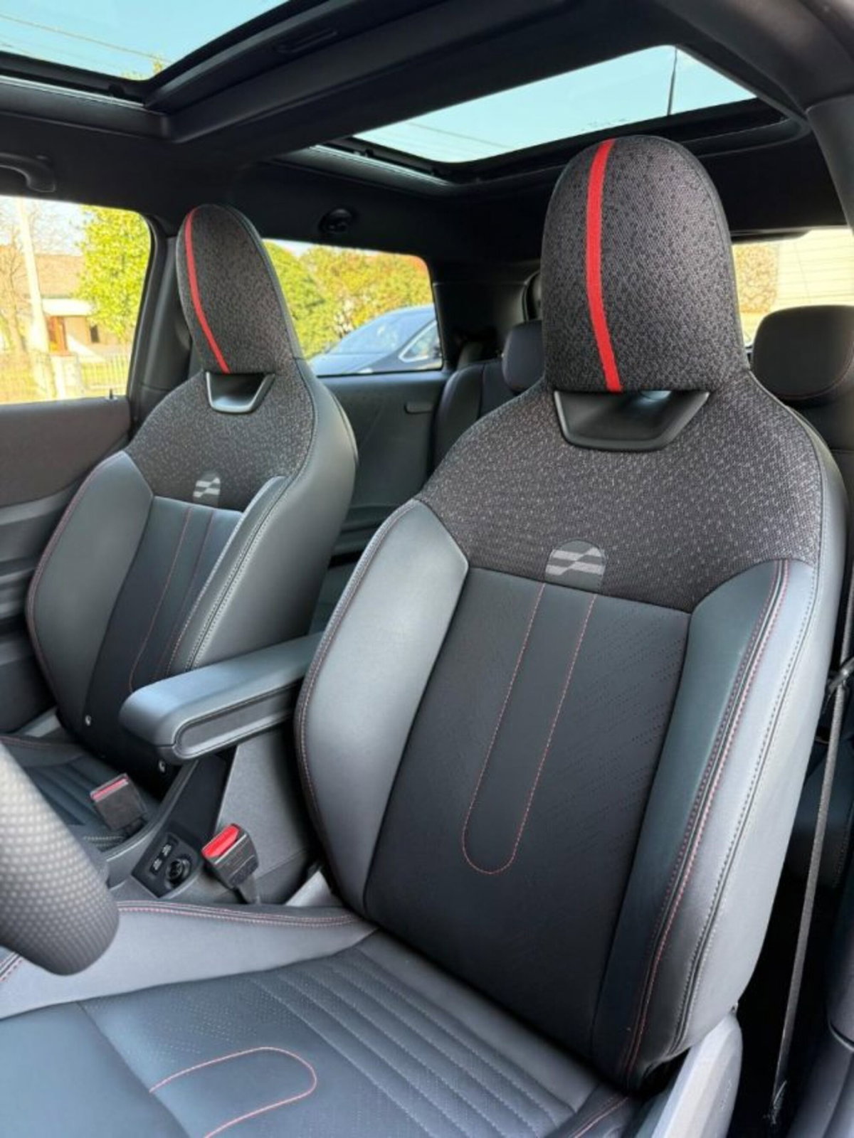 MINI Mini 2.0 Cooper S JCW (12)