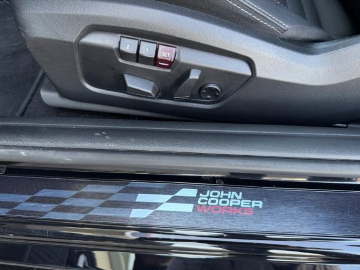 MINI Mini 2.0 Cooper S JCW (13)