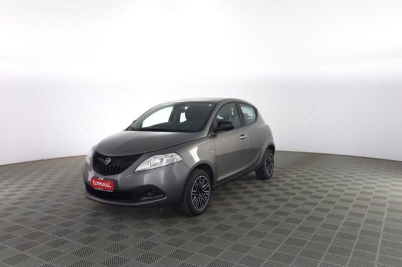 Lancia Ypsilon 1.0 FireFly 5 porte S&S Hybrid Ecochic Silver