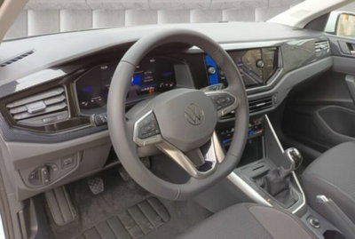 Volkswagen Polo 1.0 tsi Edition 95cv (7)